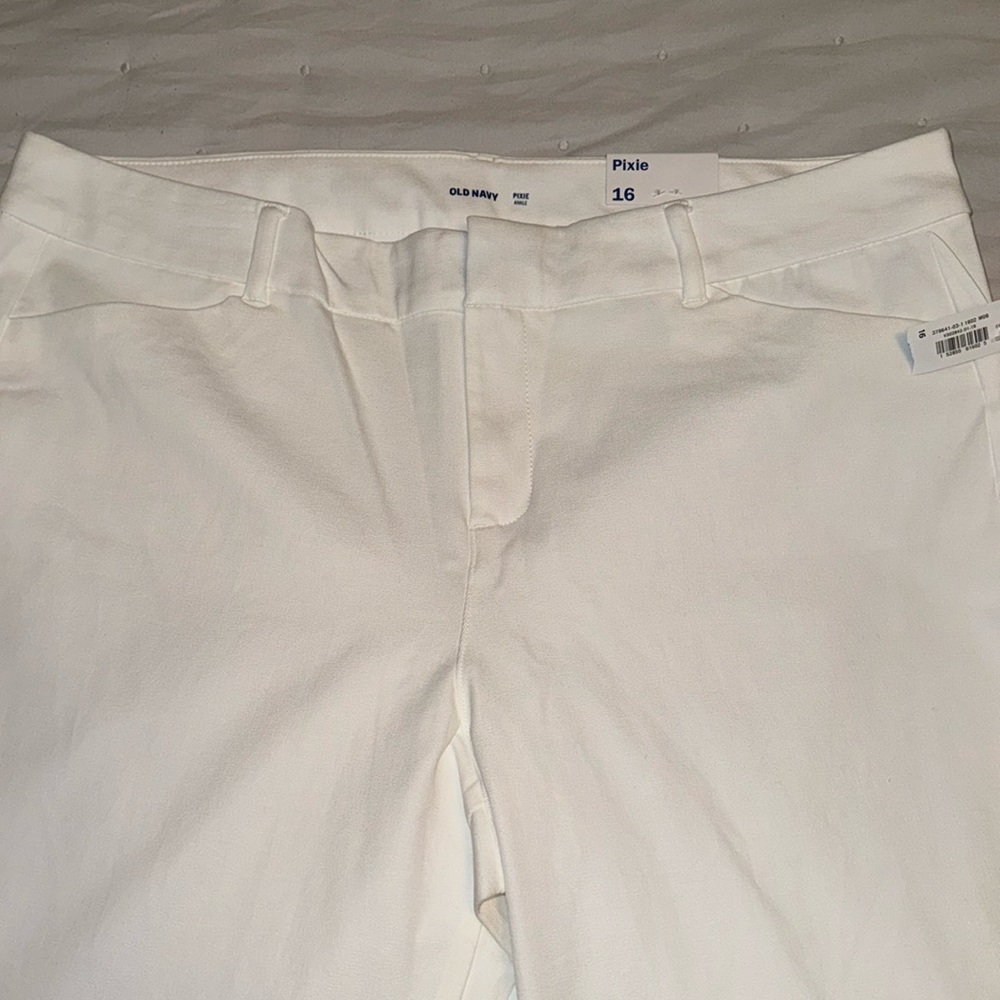 Old Navy White Pixie Pants